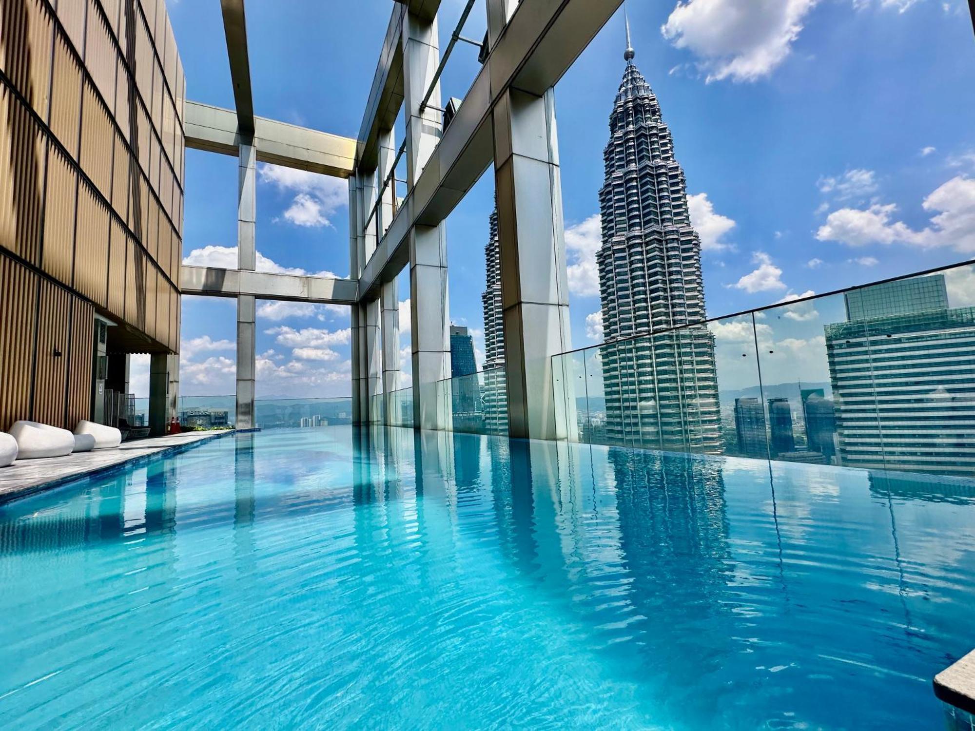 Victoria Home Tropicana The Residence Klcc Bukit Bintang Kuala Lumpur Luaran gambar