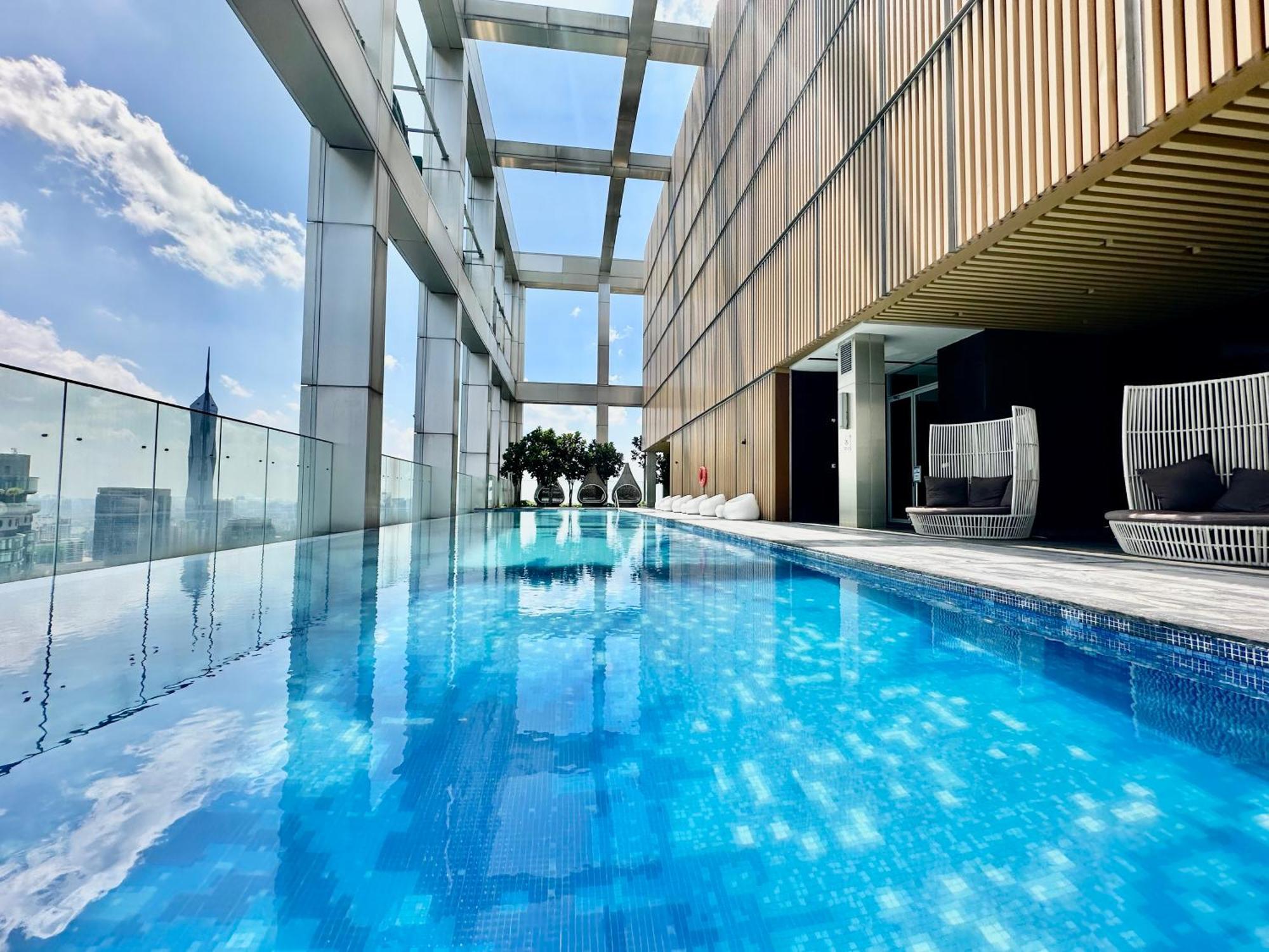 Victoria Home Tropicana The Residence Klcc Bukit Bintang Kuala Lumpur Luaran gambar