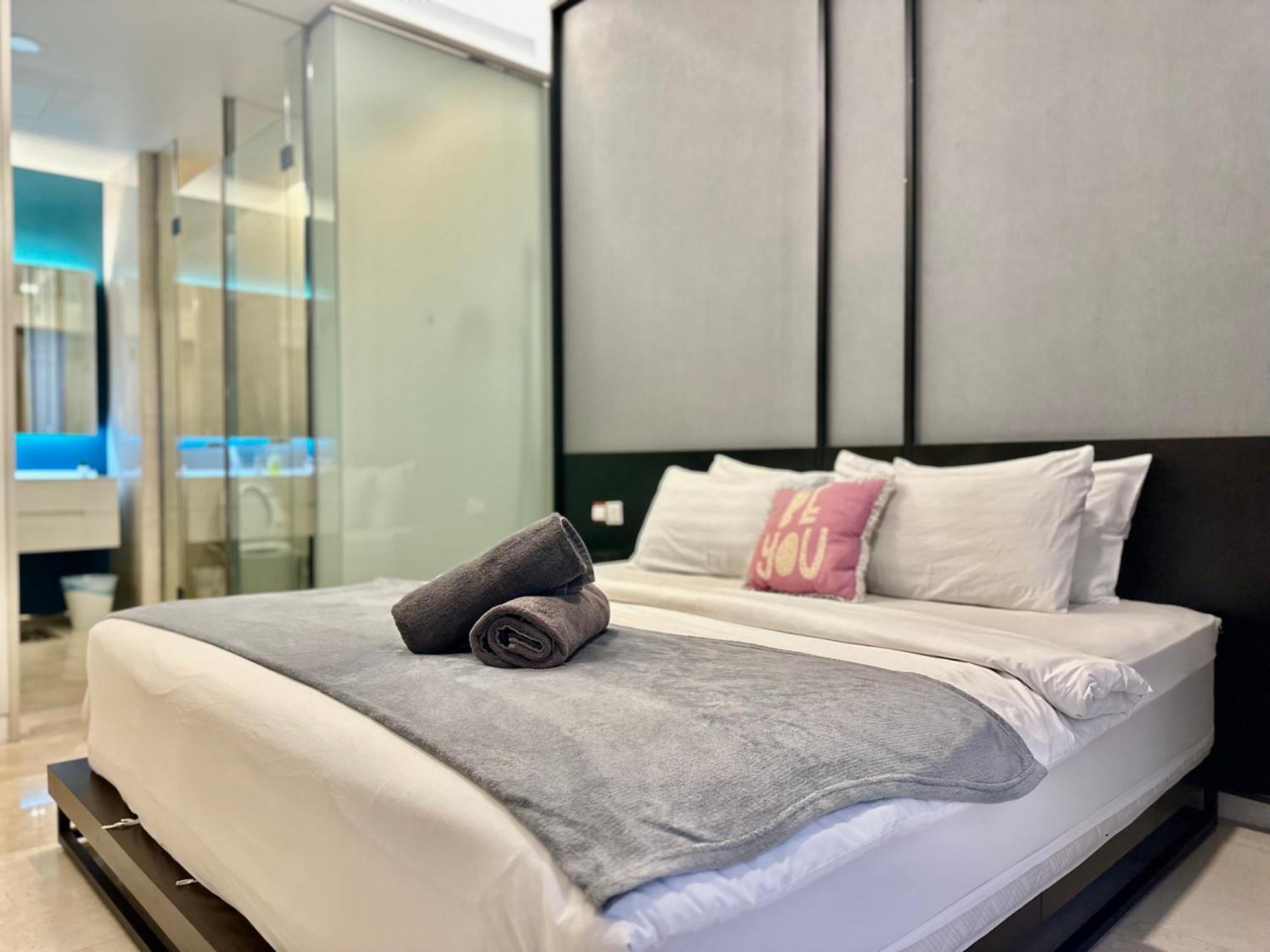 Victoria Home Tropicana The Residence Klcc Bukit Bintang Kuala Lumpur Luaran gambar